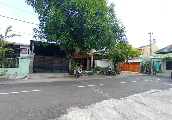 Jual Rumah posisi hook depan masjid