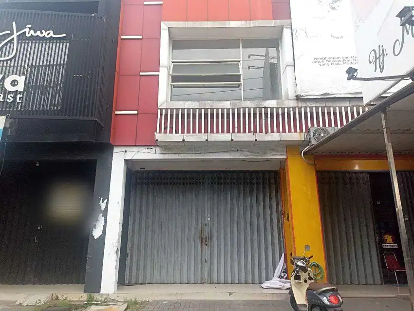 DISEWAKAN RUKO TENGAH KOTA SIDOARJO DEKAT KAWASAN BISNIS SIAP PAKAI