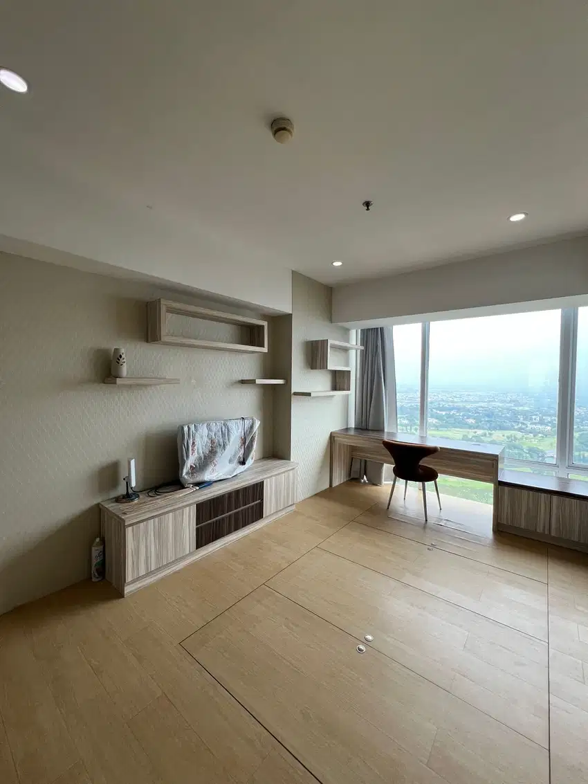 Disewa U Residence 2 Lippo Karawaci High Floor Golf View