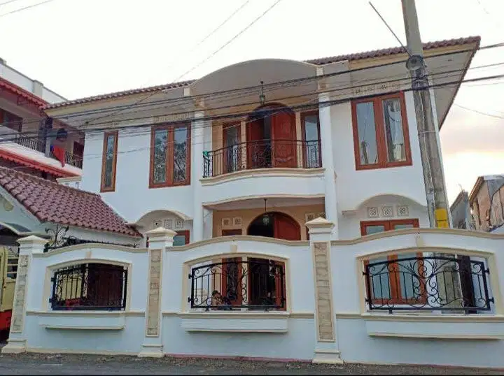Rumah Mewah di Kawasan Elit Jakal km 6 dkt Shokudou kantin Jepang