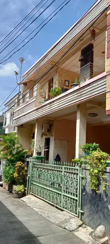 Di jual rumah tingkat di duta Kranji Bintara
