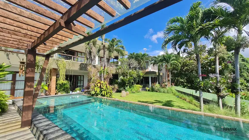 Villa cantik lokasi strategis view laut disewakan, Nusa Dua area