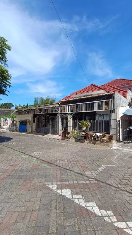 Dijual Rumah Klasik Semi Furnish di Daerah Janti, Sukun Malang