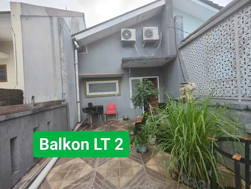 Dijual cepat rumah 2.5 lantai di Pejaten Barat