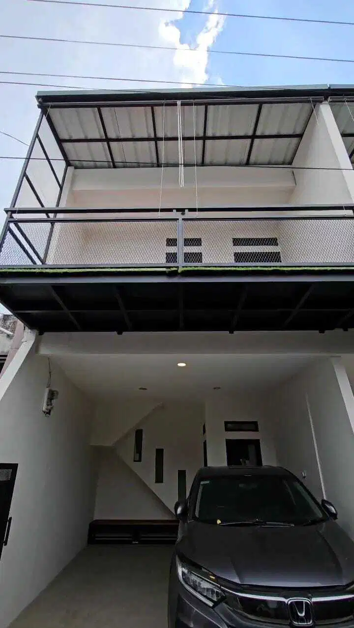 Dijual Rumah di Antapani Bandung, Modern Minimalis 2 Lantai