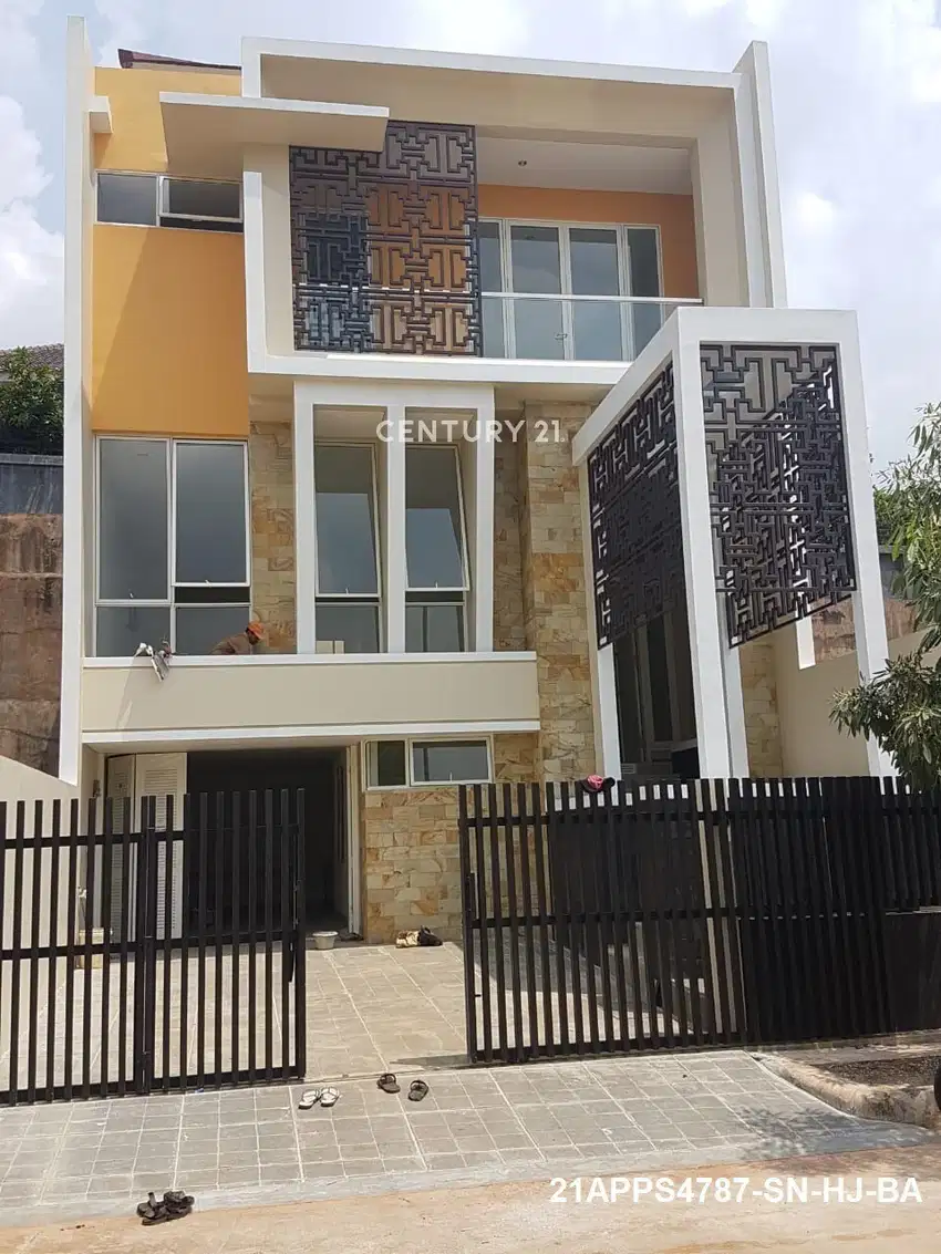 Rumah Baru Strategis Di Veteran Jakarta Selatan Dekat Pintu Toll