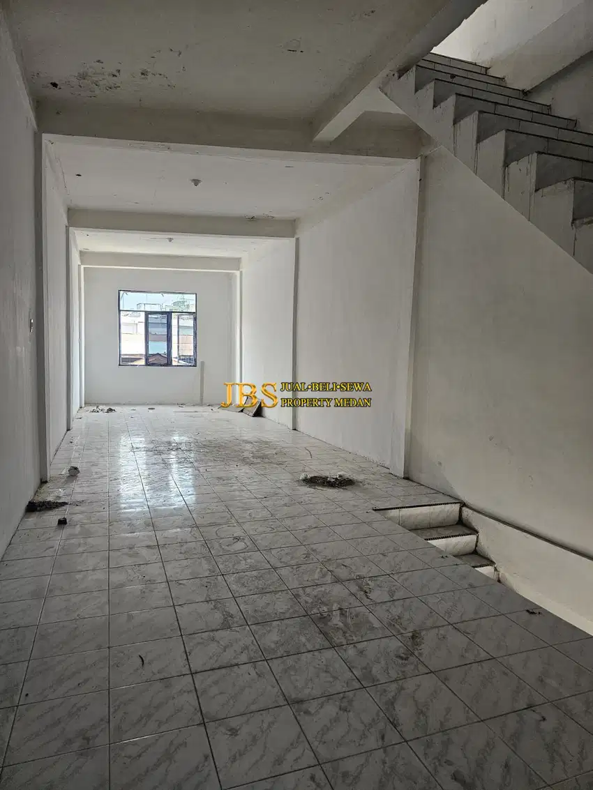 Rumah Dijual di Jalan KL. Yos Sudarso Lorong 18a (Daerah Brayan)