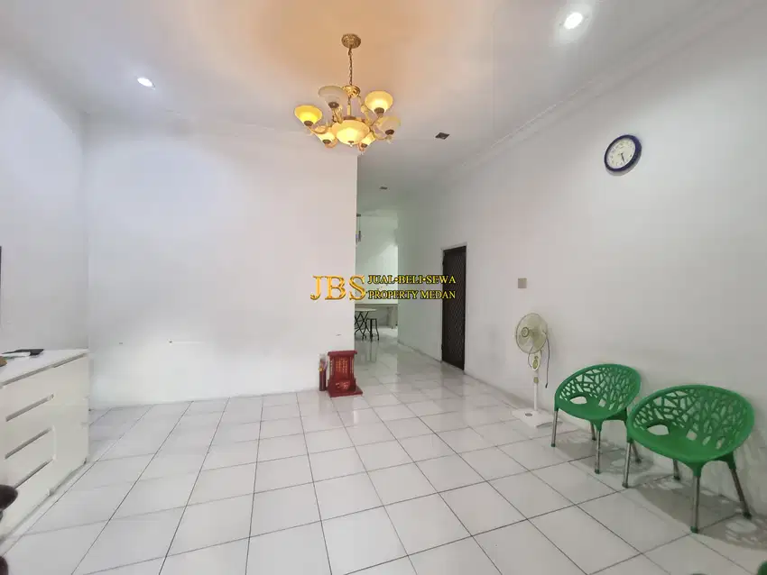Dijual Rumah di Komplek Cemara Hijau - Medan Kondisi Siap Huni
