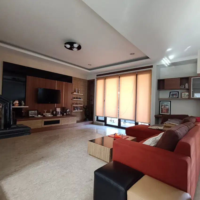 Rumah Sudirman Town House Semi Furnished