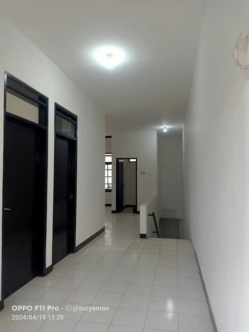 Disewakan Ruko 2 Lantai Strategis Ramai Siap Pakai di Taman Kopo Indah