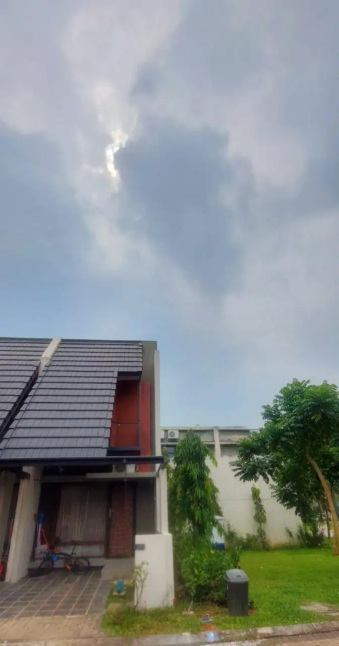 JUAL RUMAH FLEEKHAUZ R ( BSD )