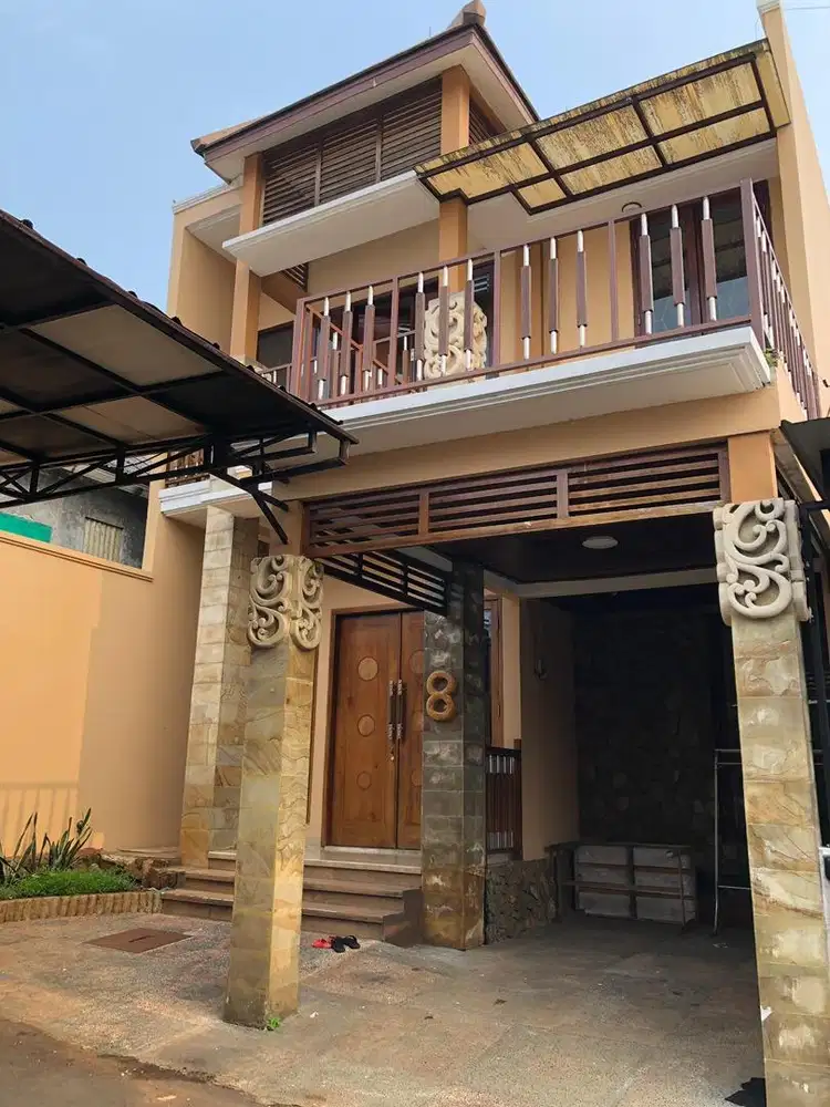 Dijual/Dikontrakan rumah pribadi full furniture