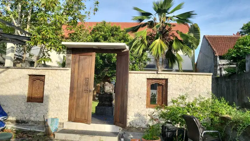 Rumah semi villa 2 lantai Di Kawasan Puri gading Jimbaran Badung
