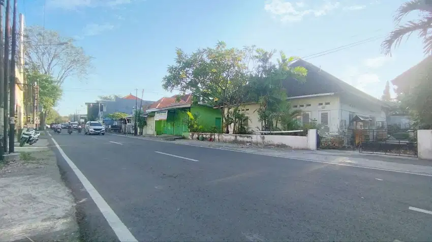 Tanah Komersil Hadap Jl.Raya 2 arah  Manahan Banjarsari Solo