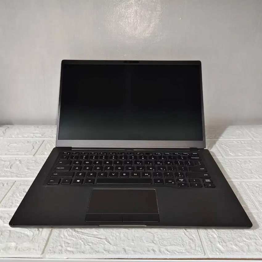 Laptop Kerja E7400 Core I7 gen 8 Ram 8gb Ssd 256gb (Performa Tinggi)