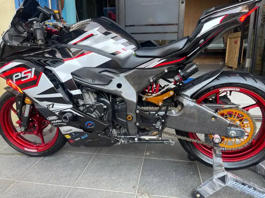 KAWASAKI ZX25R ABS QS HIJAU TAWON THN 2020 MODIFIKASI
