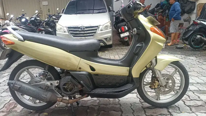 Yamaha Nouvo lele tahun 2003.