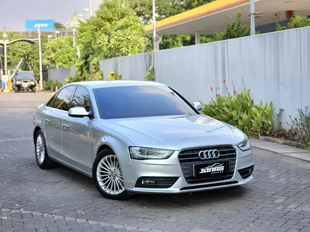 Audi A4 1.8 at tahun 2013