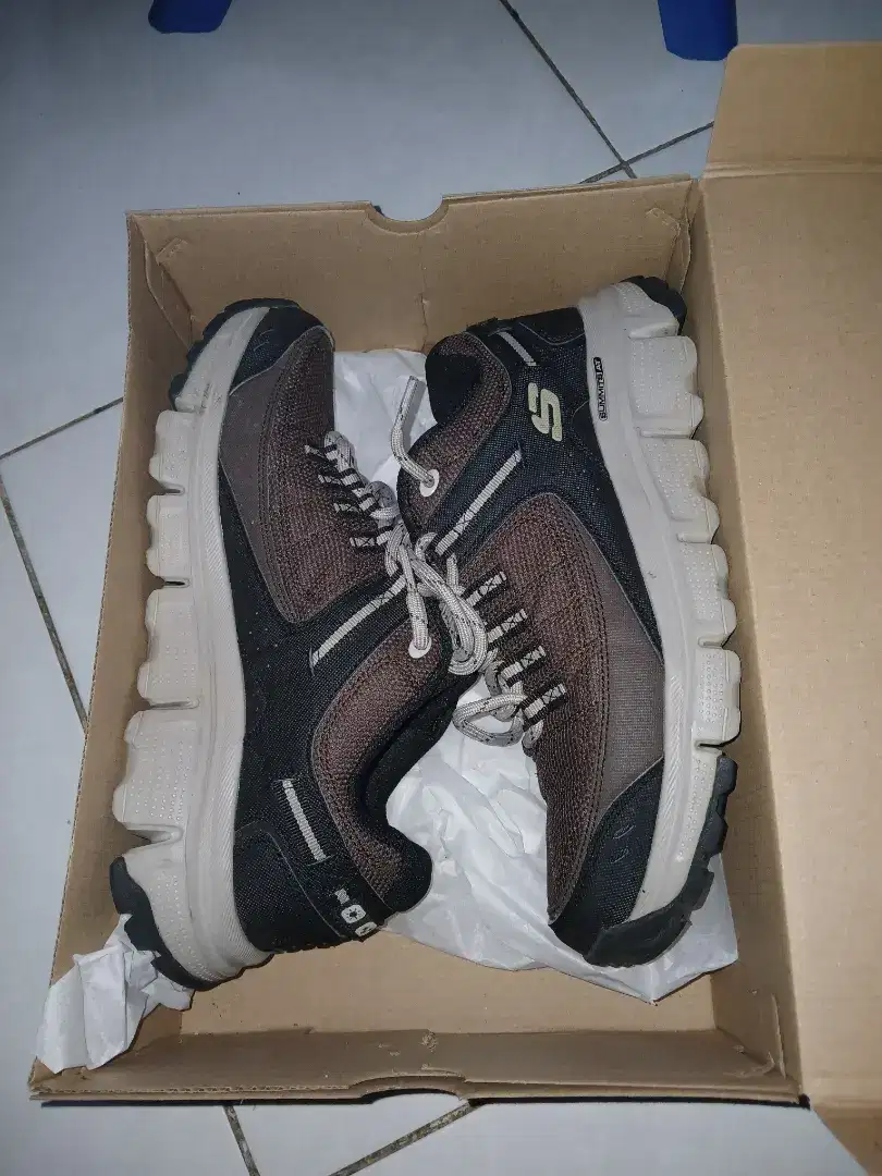 Skechers trail summit brown size 42