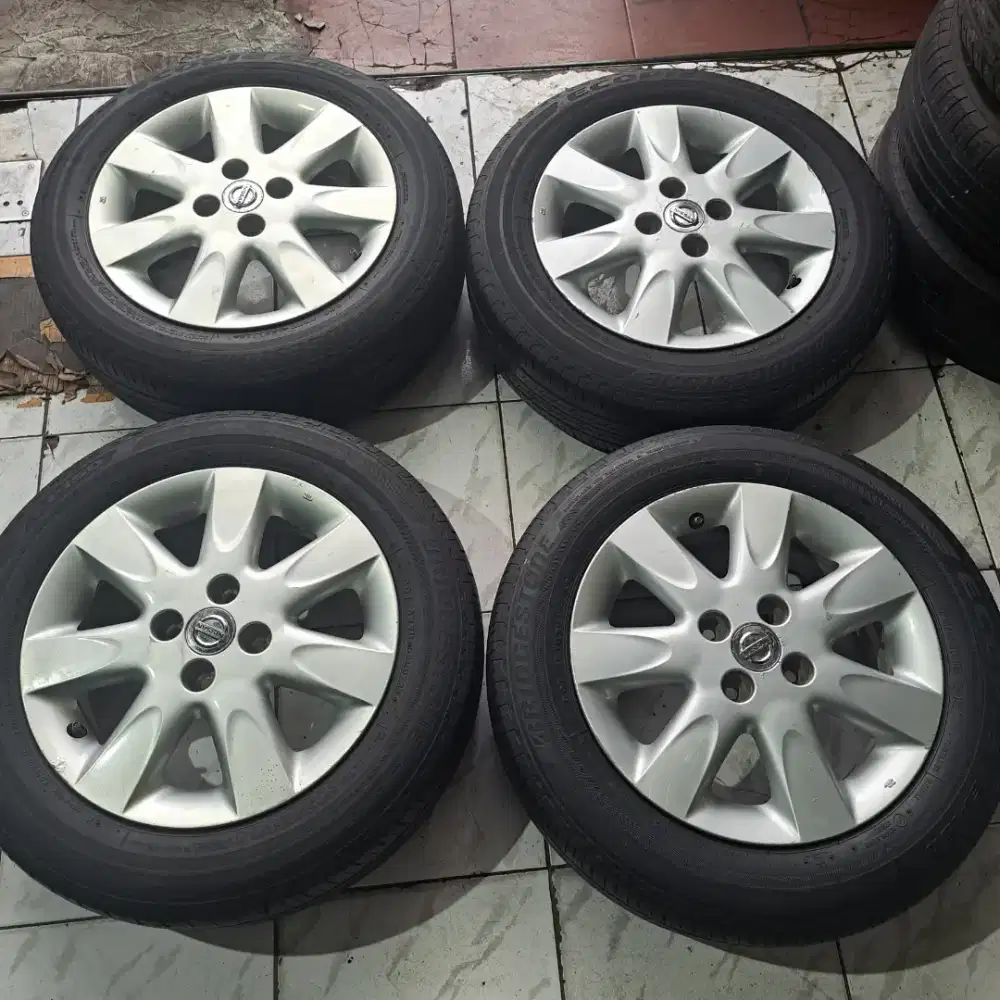 Velg march ring 15 cocok buat mobil datsun go