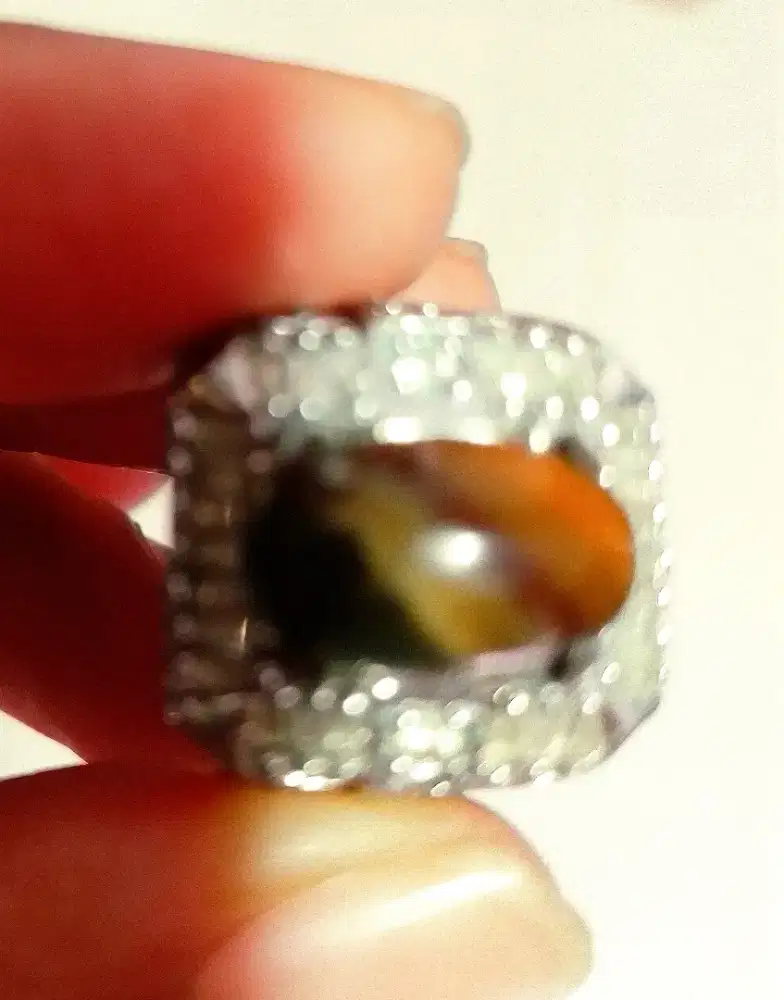 Batu pancawarna kendit diagonal motif super langka