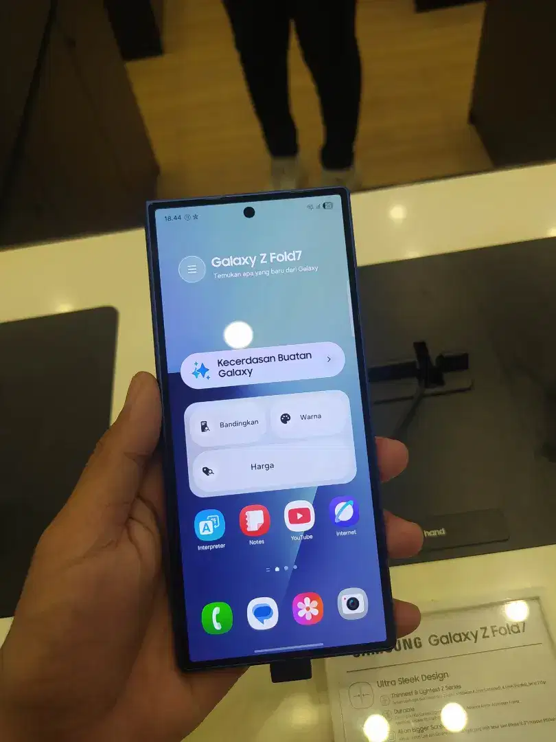 Credits handphone Samsung Galaxy Z Fold 7 via Homecredit