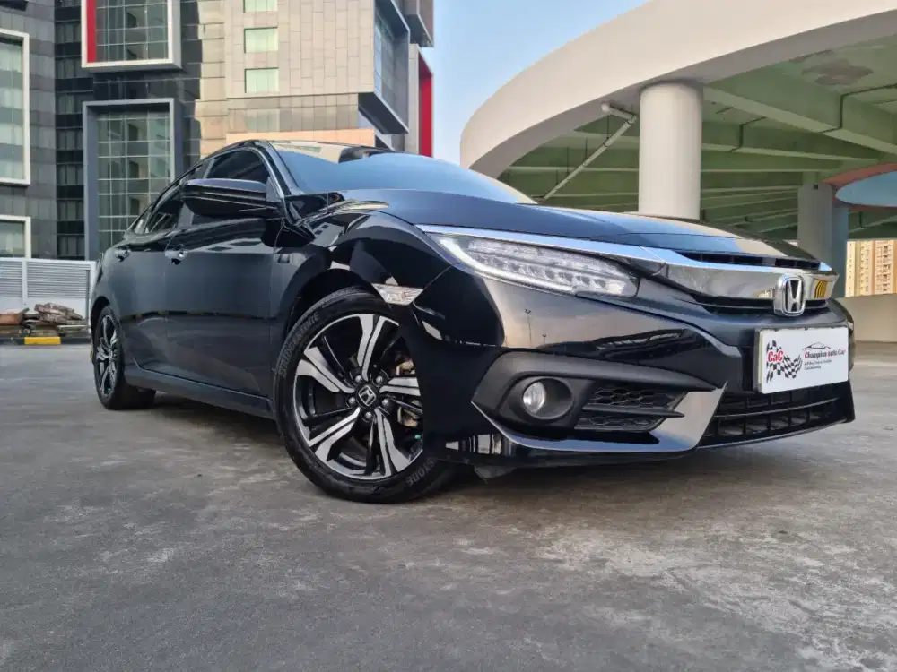 *CASH*Honda Civic Turbo ES 2018