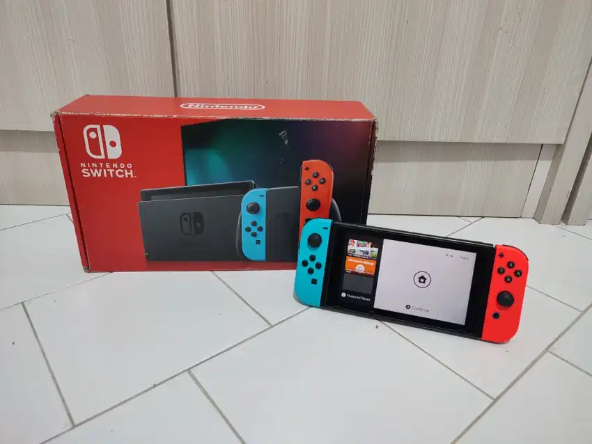 Nintendo Switch V2 OFW Fullset Mulus