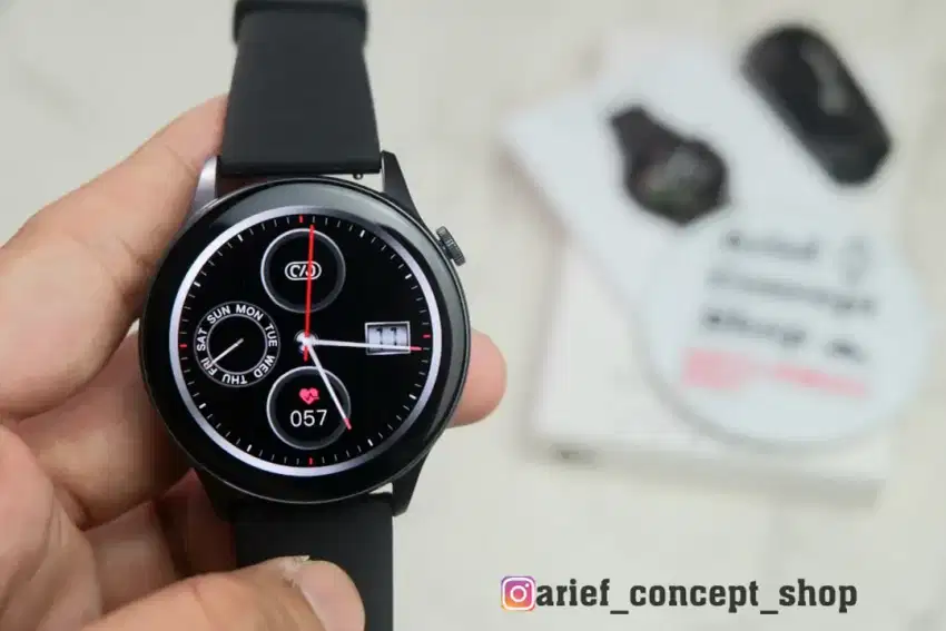 BARU! Smartwatch AMOLED.