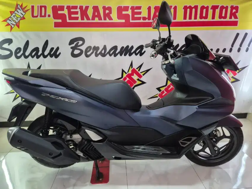 Pcx 160 cbs iss keyless 2024 istimewa