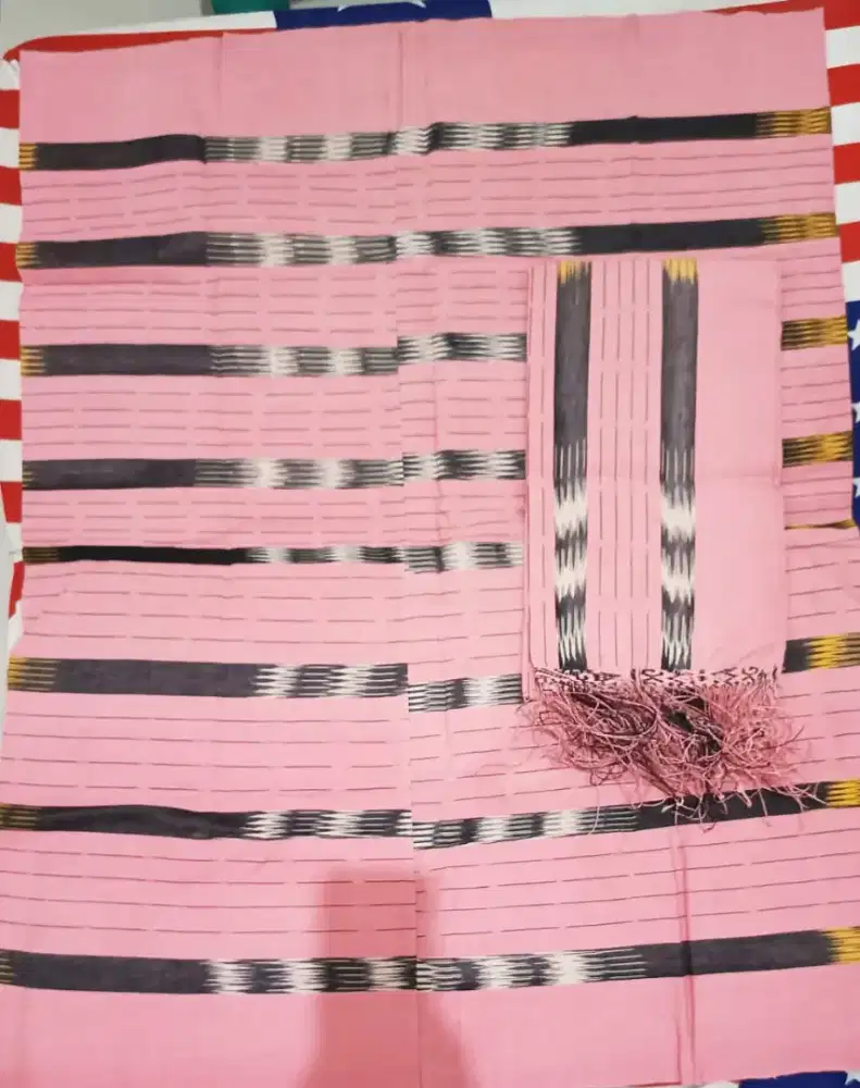 Songket tenun tarutung