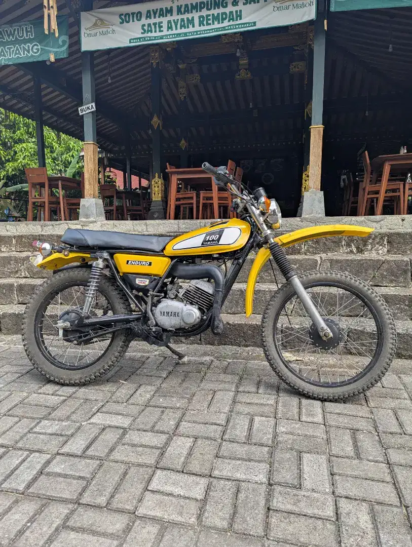 Yamaha DT100 1977 Enduro