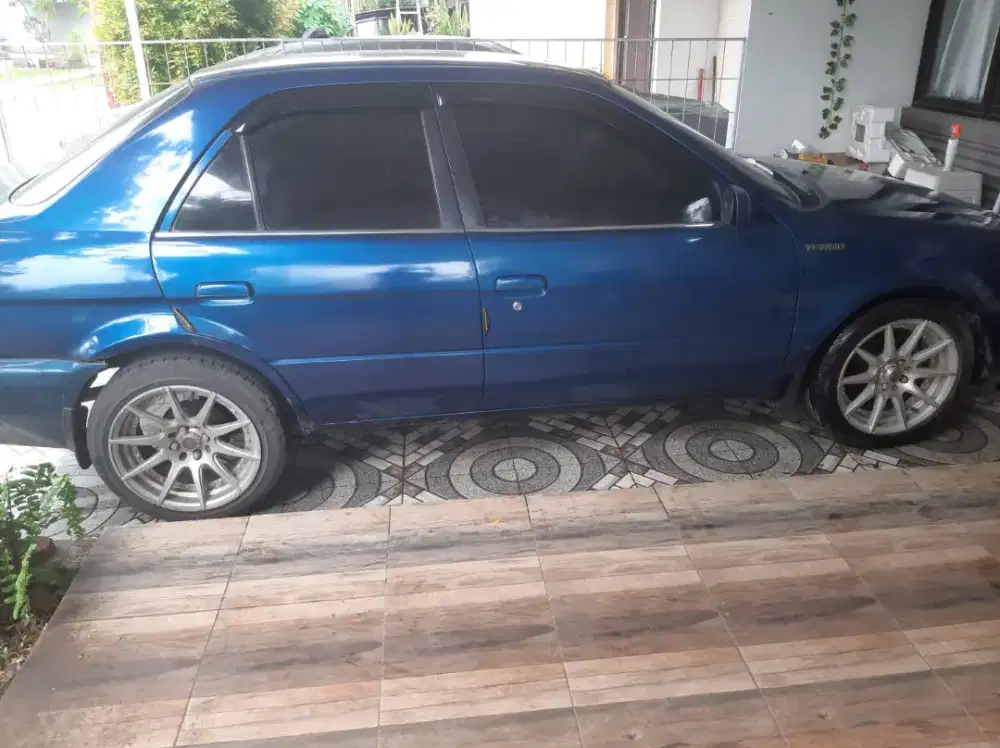 Jual Mobil Soluna Biru 2002