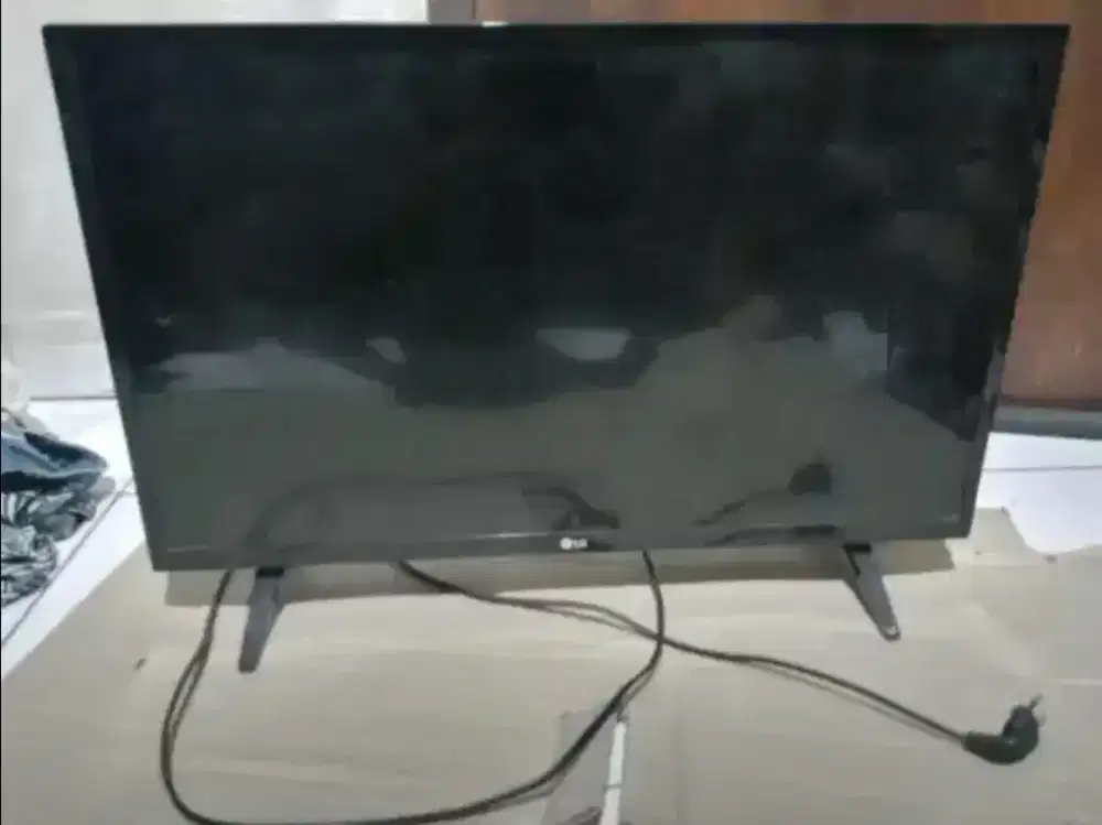Nego Televisi LED merk LG 28 inch
