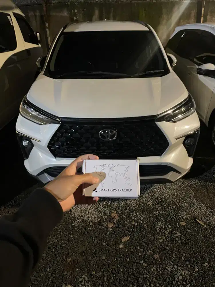 GPS tracker alat lacak kendaraan