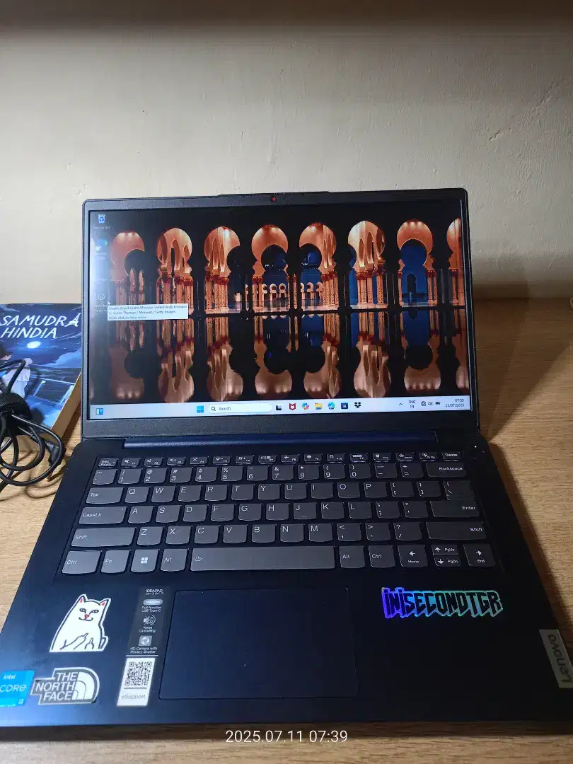 Lenovo Ideapad Slim 3i 1215U