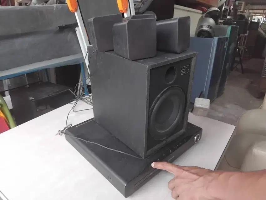 hometheatr philips murah bekas masih hidup