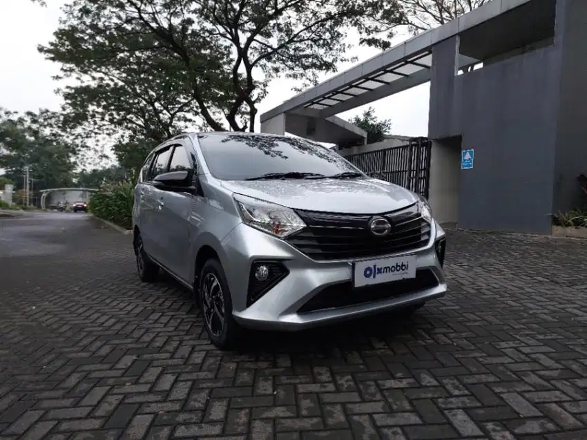 TDP 5jt Daihatsu Sigra Silver 1.2 R -AT 2023 VGA
