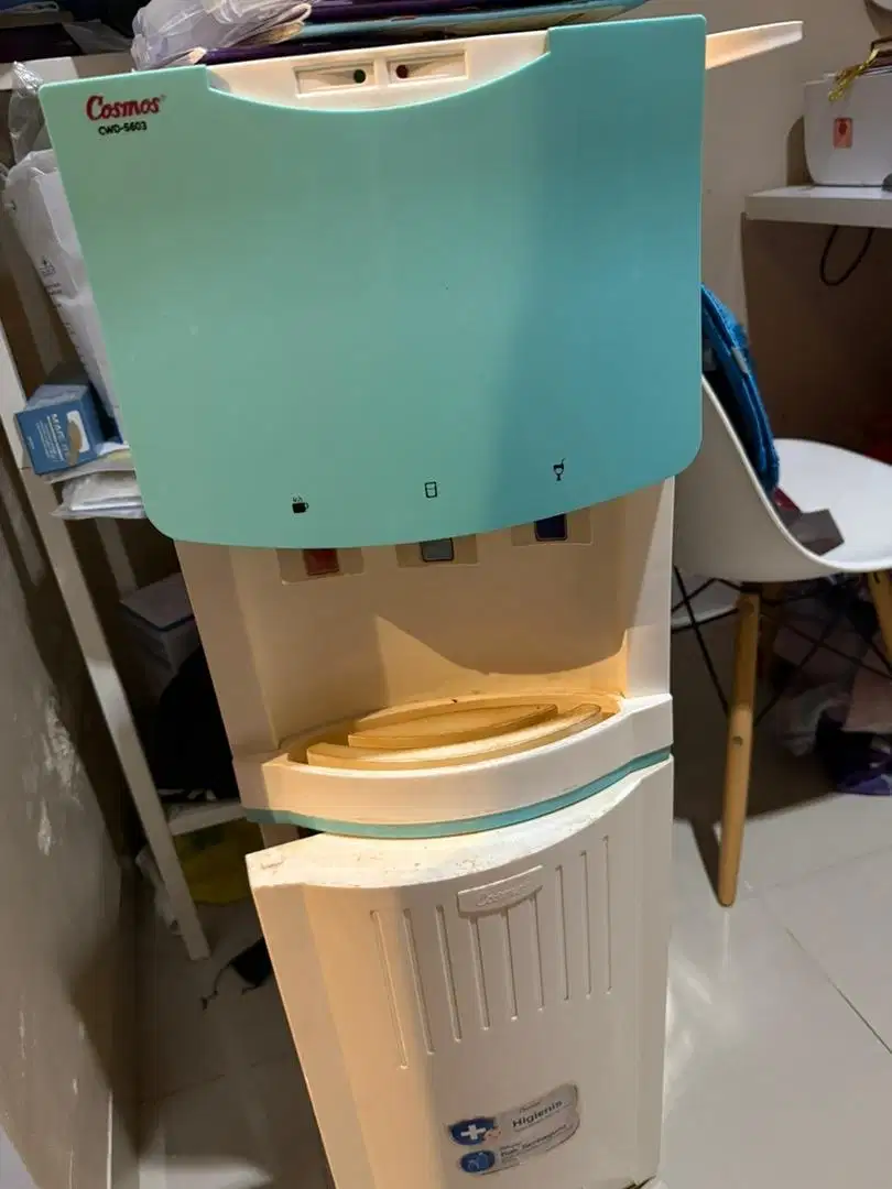 Dispenser cosmos