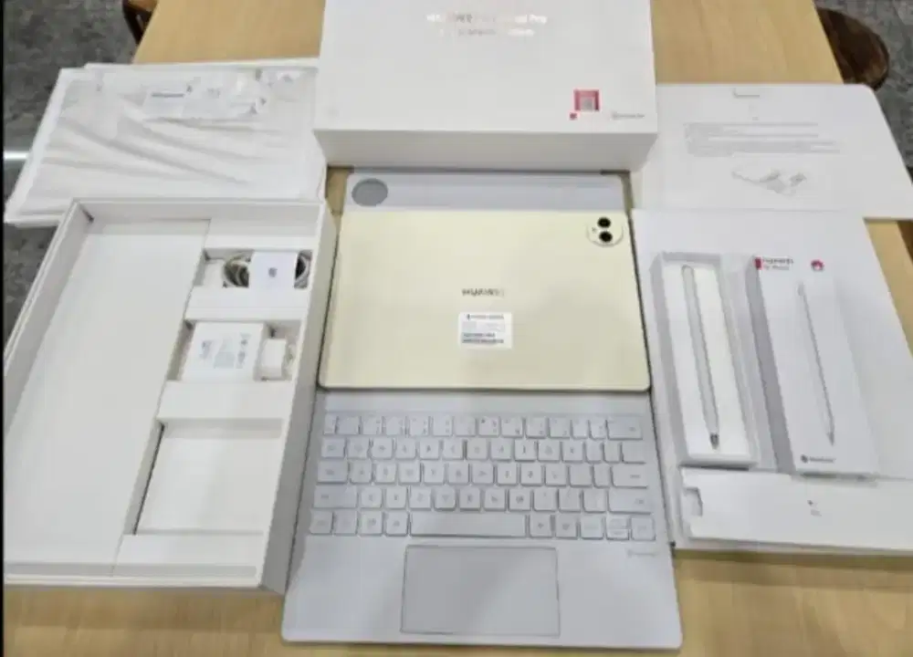 Huawei Matepad Pro 12,2 inci 2025 Kondisi Masih Bagus Dan Siap Pakai