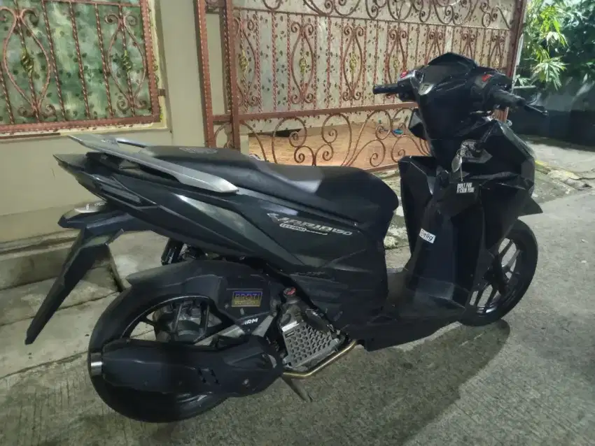 Vario 150 2017 led old