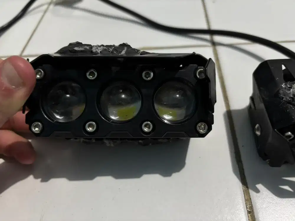 Lampu tembak 3 mata autovision