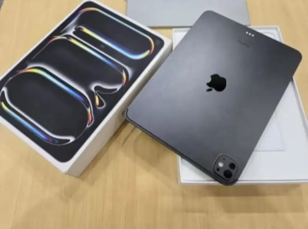 Ipad Pro M4 512 GB Kondisi Buka Dus Saja Anggap Baru