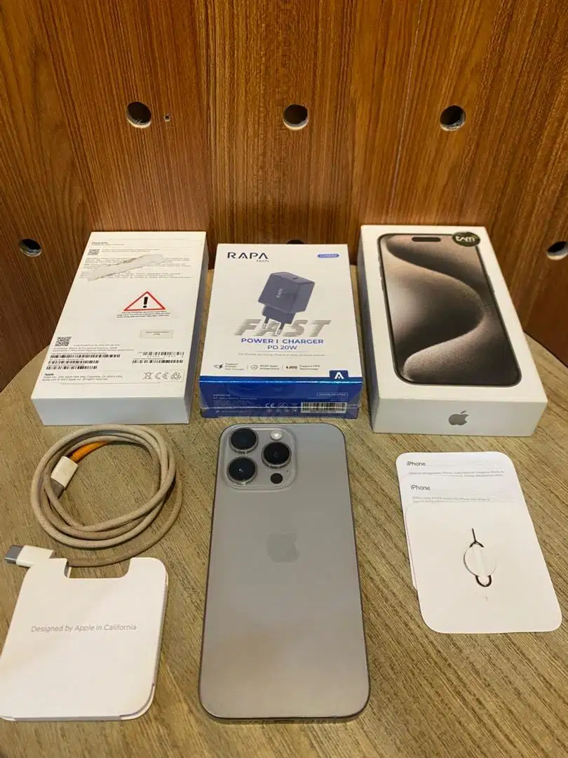 Bonus banyak! Second iBox iPhone 15 Pro 128GB Natural Titanium Fullset