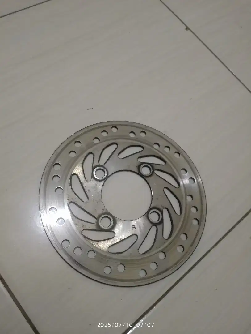 Piringan cakram depan Vario 160 cbs