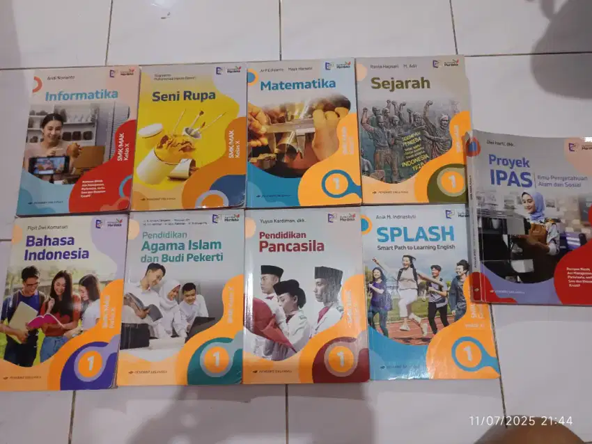 9 buku pelajaran SMK kelas X