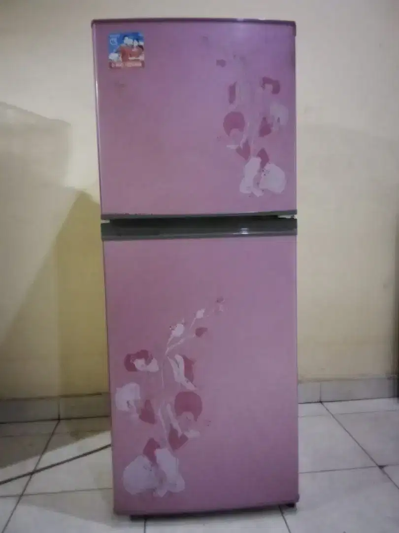 Kulkas Sharp 2 pintu