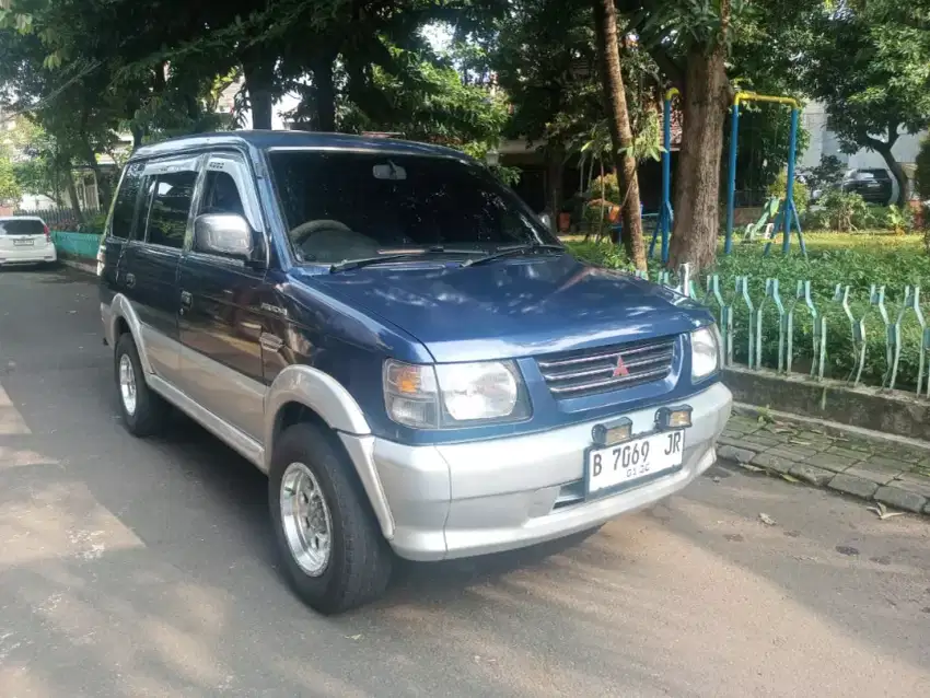 Mitsubishi kuda diesel super exced th 2000
