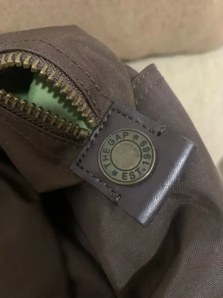 Tas wanita merk the gap