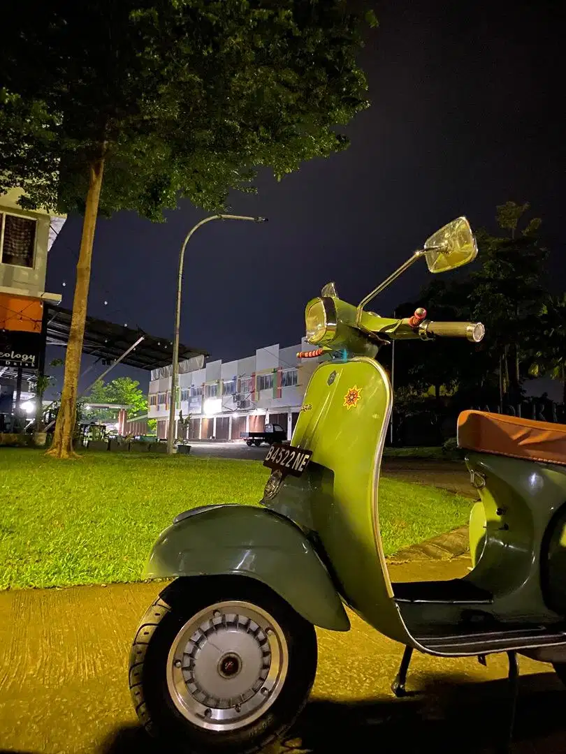 Dijual Vespa Super 1974 — Surat Lengkap